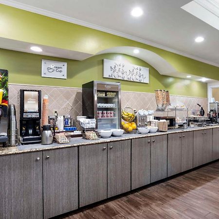 Sleep Inn & Suites Montgomery East I-85 Bagian luar foto