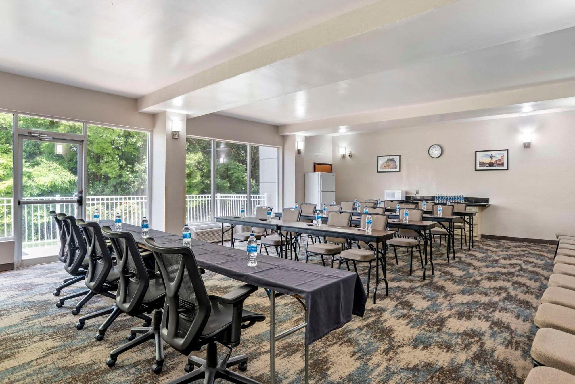 Sleep Inn & Suites Montgomery East I-85 Bagian luar foto