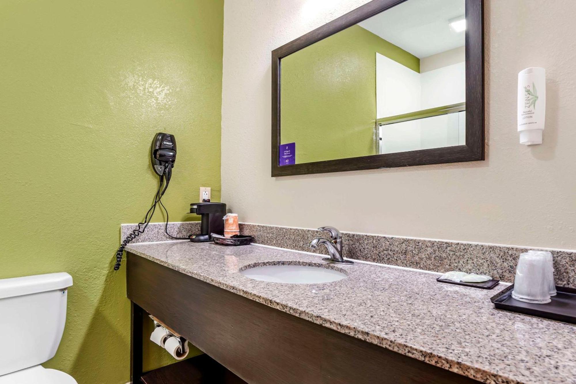 Sleep Inn & Suites Montgomery East I-85 Bagian luar foto
